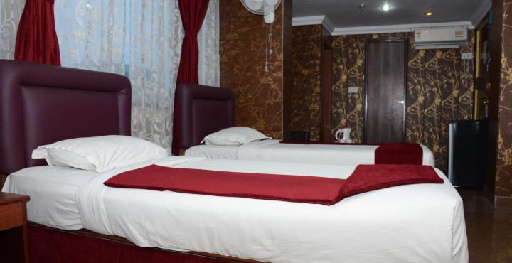 Hotel Raj Palace